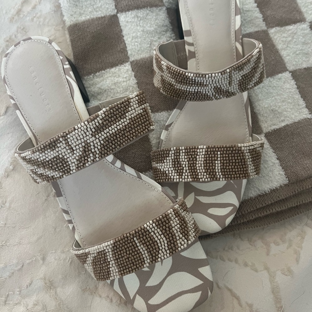 Sanctuary Beaded Sandals in Cream and Brown Size 9